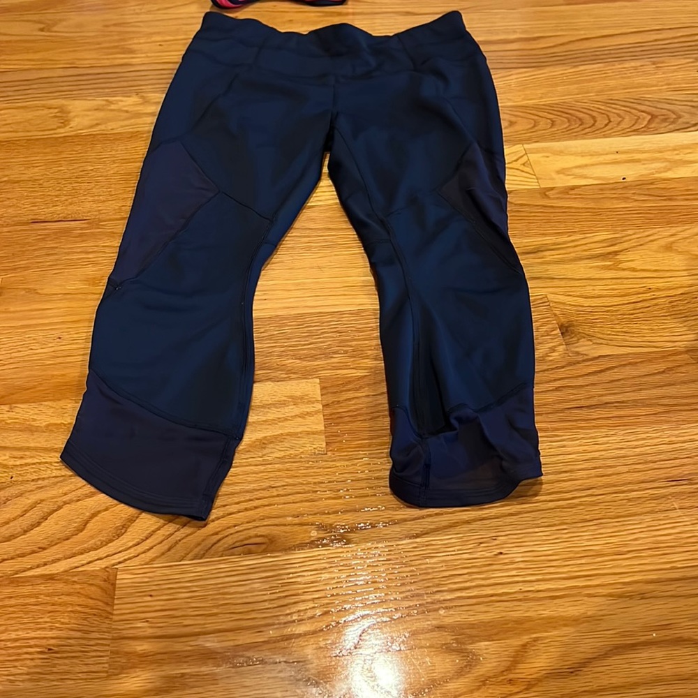 Athleta mesh side leggings